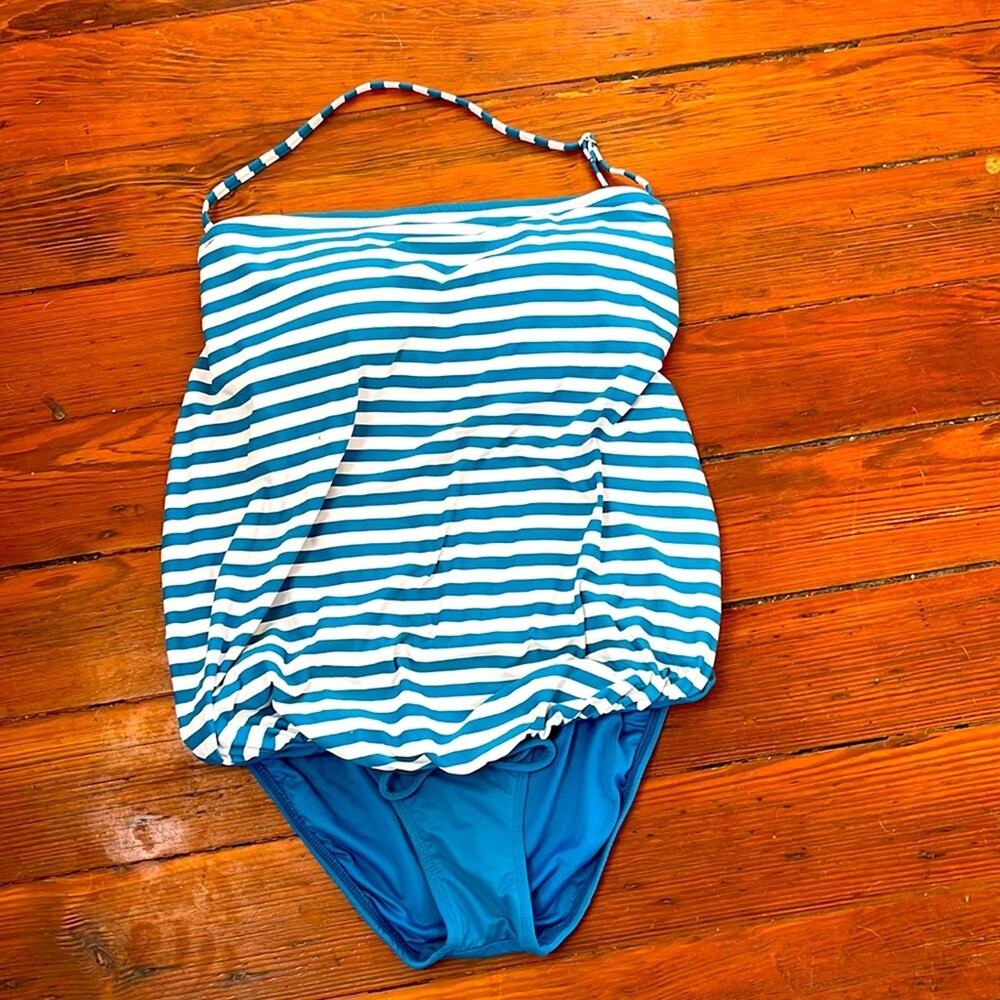 LOFT Beach striped one piece swimsuit sz 8M